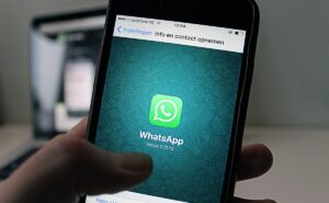 Descubre la forma secreta de salir de un grupo de WhatsApp sin ser detectado